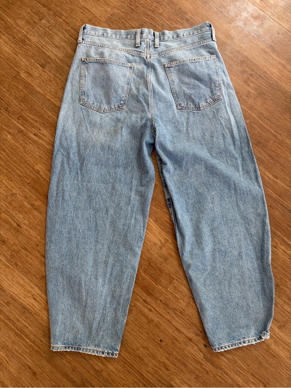 AGOLDE High Waist barrel balloon jeans, Sz 32 - Picture 3 of 5